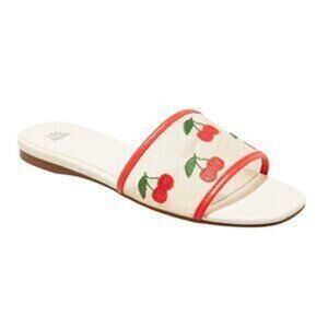 Wild Fable Ruby Slide Cherry Mesh Sandals Size 8